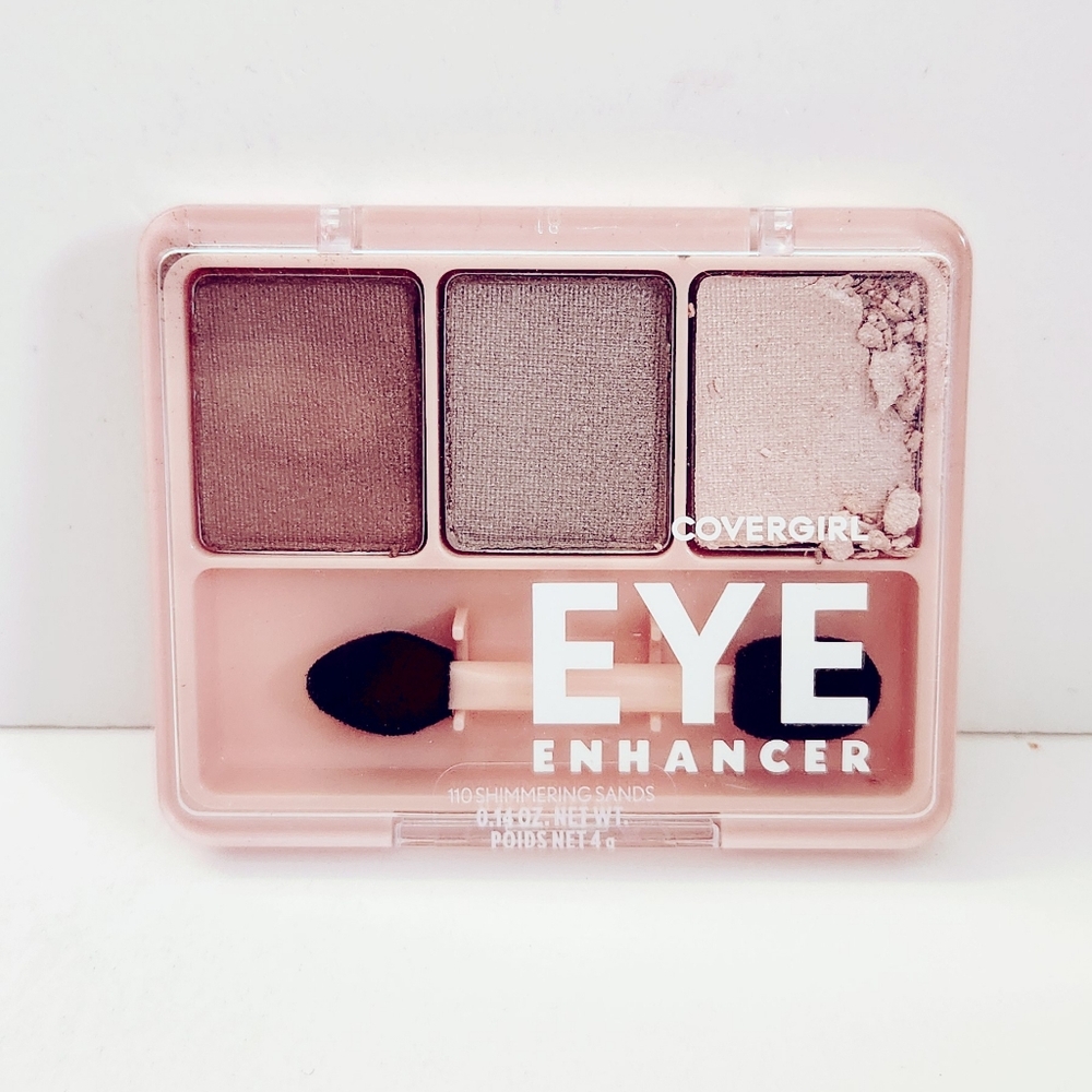 ⭐4/$15 CoverGirl Eye Enhancer Eyeshadow Shimmering Sands